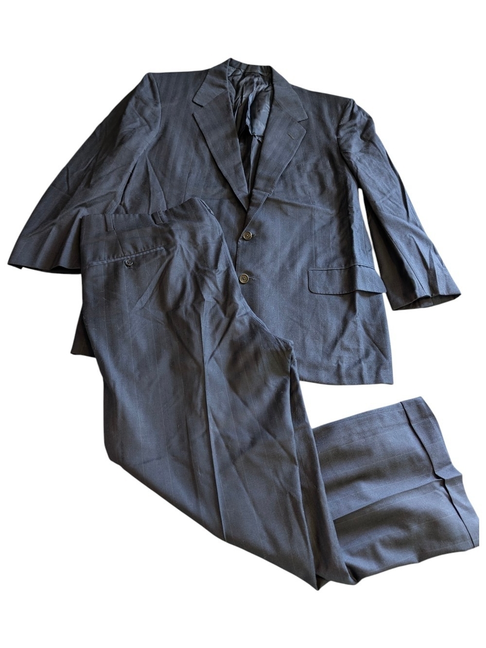 Men's Classic Navy Blue Two-Piece Suit - Timeless Tailored Blazer & Trousers
